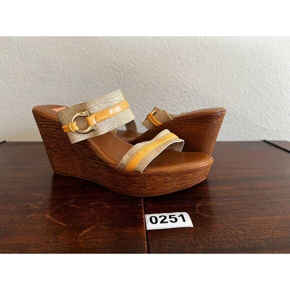 Nine West Italy Brina Wedge Sandals 7M Slip On Brown Stretch Fabric Two Straps - Picture 1 of 13